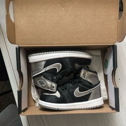 Jordan 1 Retro High Size 5c