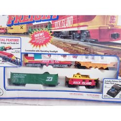 Tyco/Freight Oval HO Electric Train Set NIB 