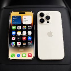 iPhone 14 Pro Max 256GB – Silver/White – Excellent Condition  Selling my iPhone 14 Pro Max 256GB in Silver/White.