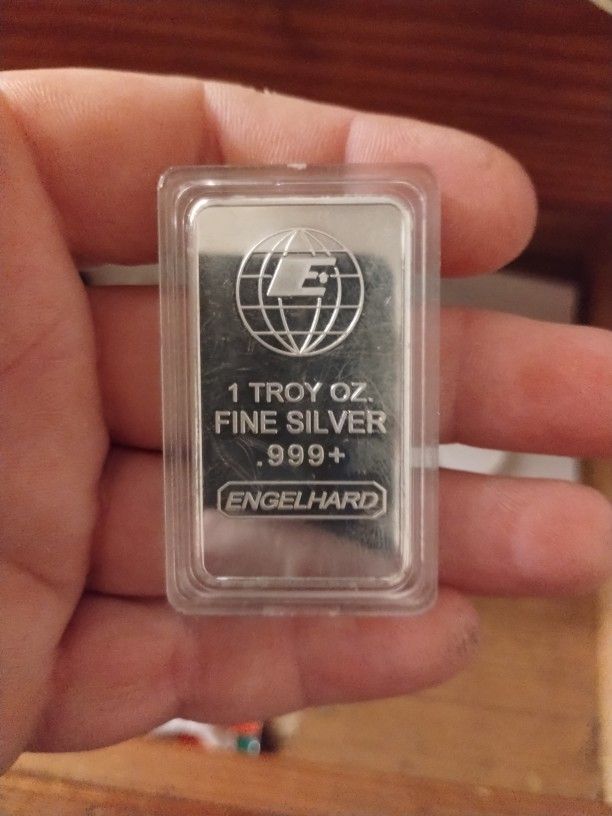 Silver Ingots I Have 30 Of The Single Troys Abd 2. 10 Troy Ounce Buillion