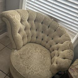 Two Matching Ethan Allen Chairs 