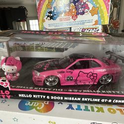 Hello kitty 2002 Nissan Skyline GT-R toy car