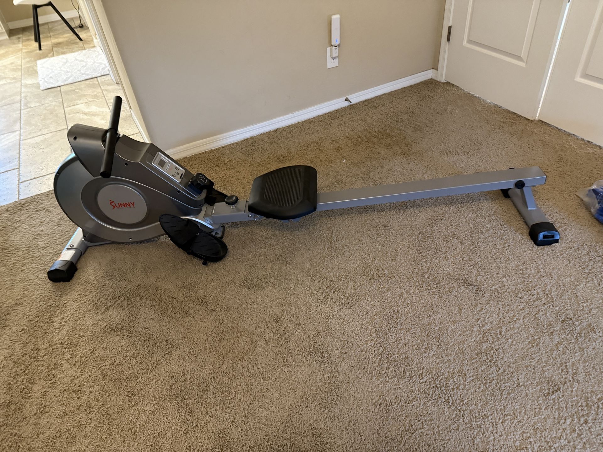 Sunny Health & Fitness Flip & Foldable Rowing Machine