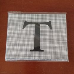 BRAND NEW IN PACKAGE MICHAEL'S BLACK & WHITE MONOGRAM INITIAL 'T' BLANK INSIDE NOTECARD SET WITH ENVELOPES - 6 CT