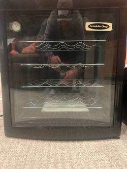 Franklin Chef FWC16T Thermoelectric 16-Bottle Wine Cellar