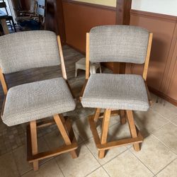 2 Bar Stools
