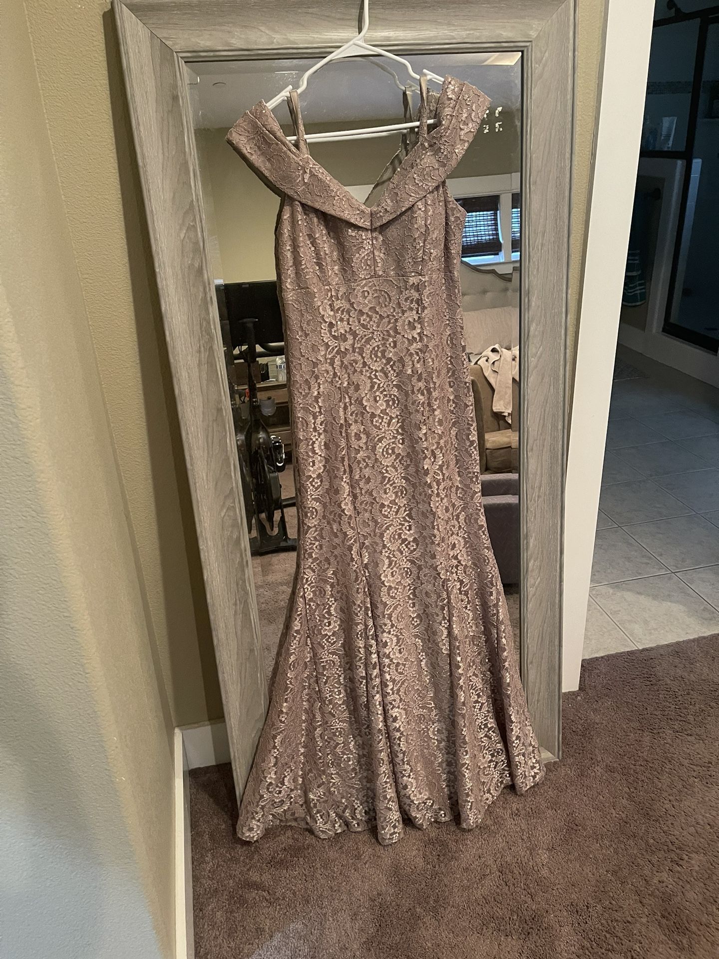  Bridesmaid Dress ( R&M Richards) 