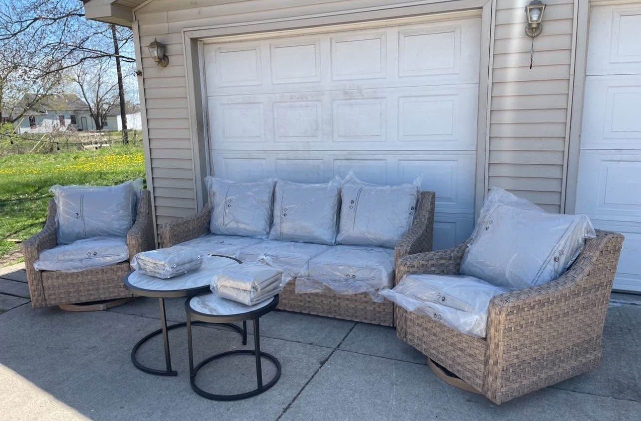 BRAND NEW all weather wicker outdoor patio furniture set sofa w 2 swivel glider chairs tables &cover