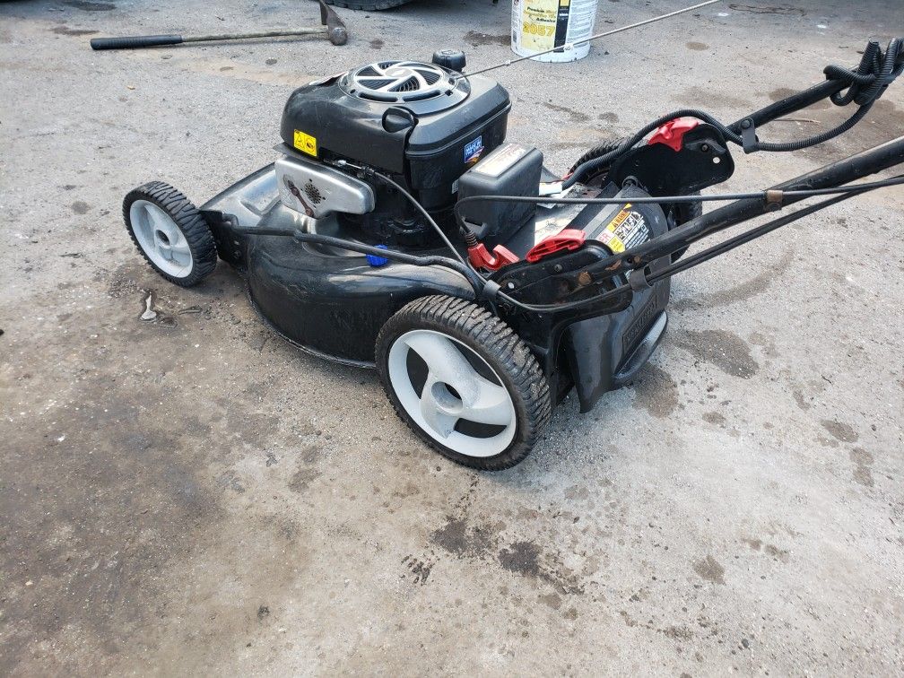 Craftsman Lawn Mower platinum 7hp self propelled 22"cut for Sale in