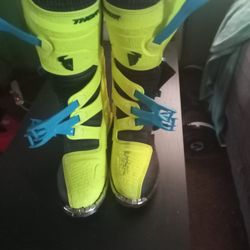 Thor Dirt Bike Boots