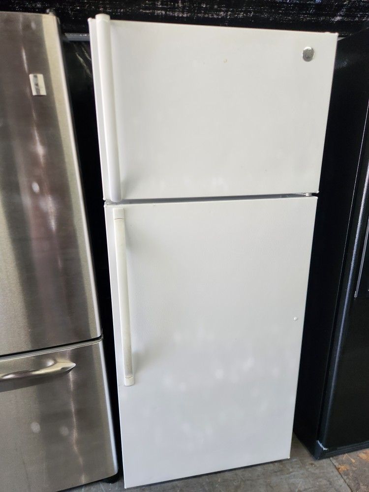 GE Fridge