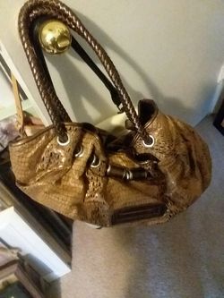 Box of purses need gone