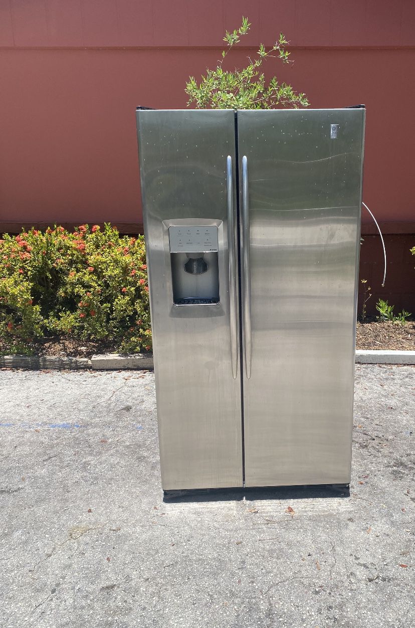 GE Stainless Refrigerator