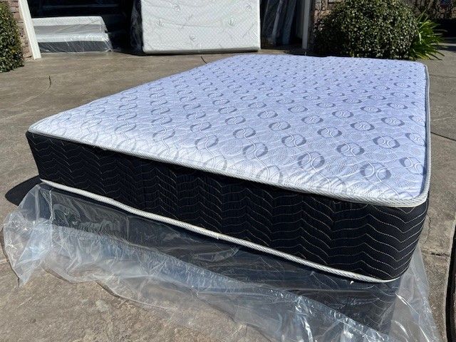 Queen Orthopedic Supreme Ultra Plush Mattress! 