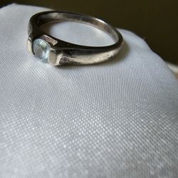 Sterling Silver Aquamarine Gem Ring 