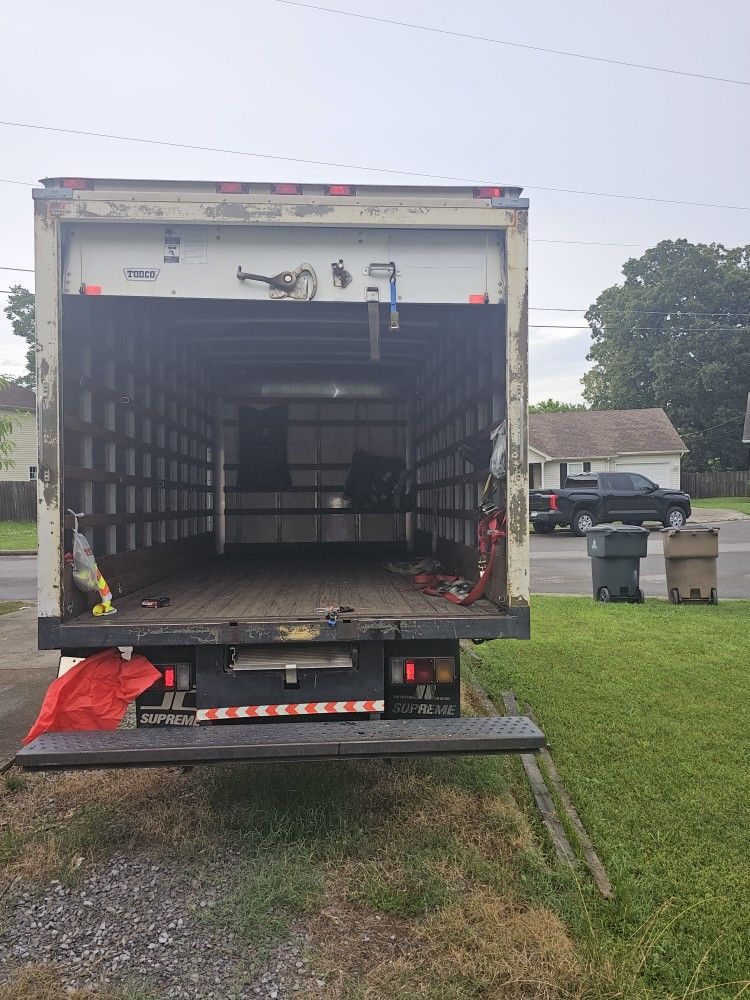 2011 Isuzu NPR