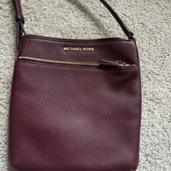 Michael Kors Cross Body Bag 