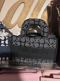 Guess purse