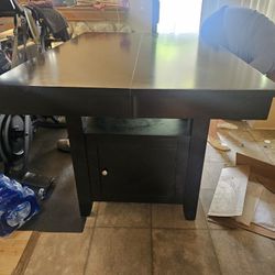 Kitchen Table and Chairs