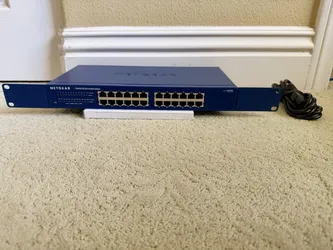 Netgear ProSAFE 24-Port Gigabit Switch JGS524 V2