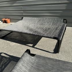 Dog Bed Raised Mesh