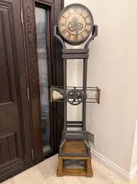 Howard Miller Hour Glass Grandfather Clock Must Have