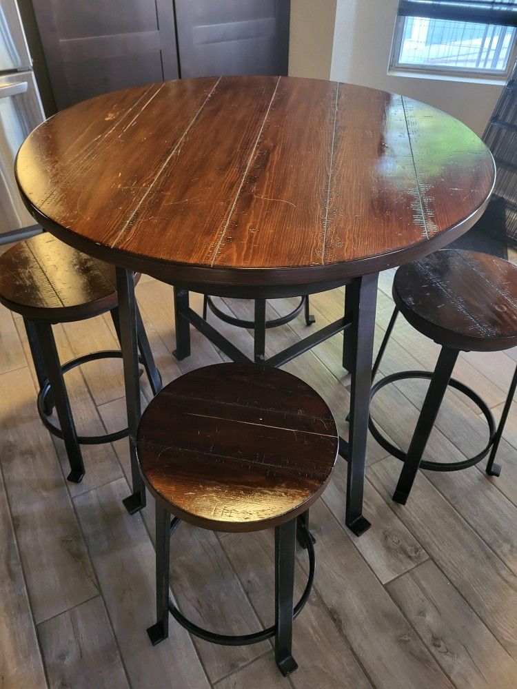 High Top Kitchen Table with 4 Stools