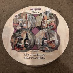 SET OF 4 PLATES