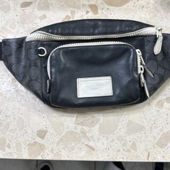 Coach fannypack
