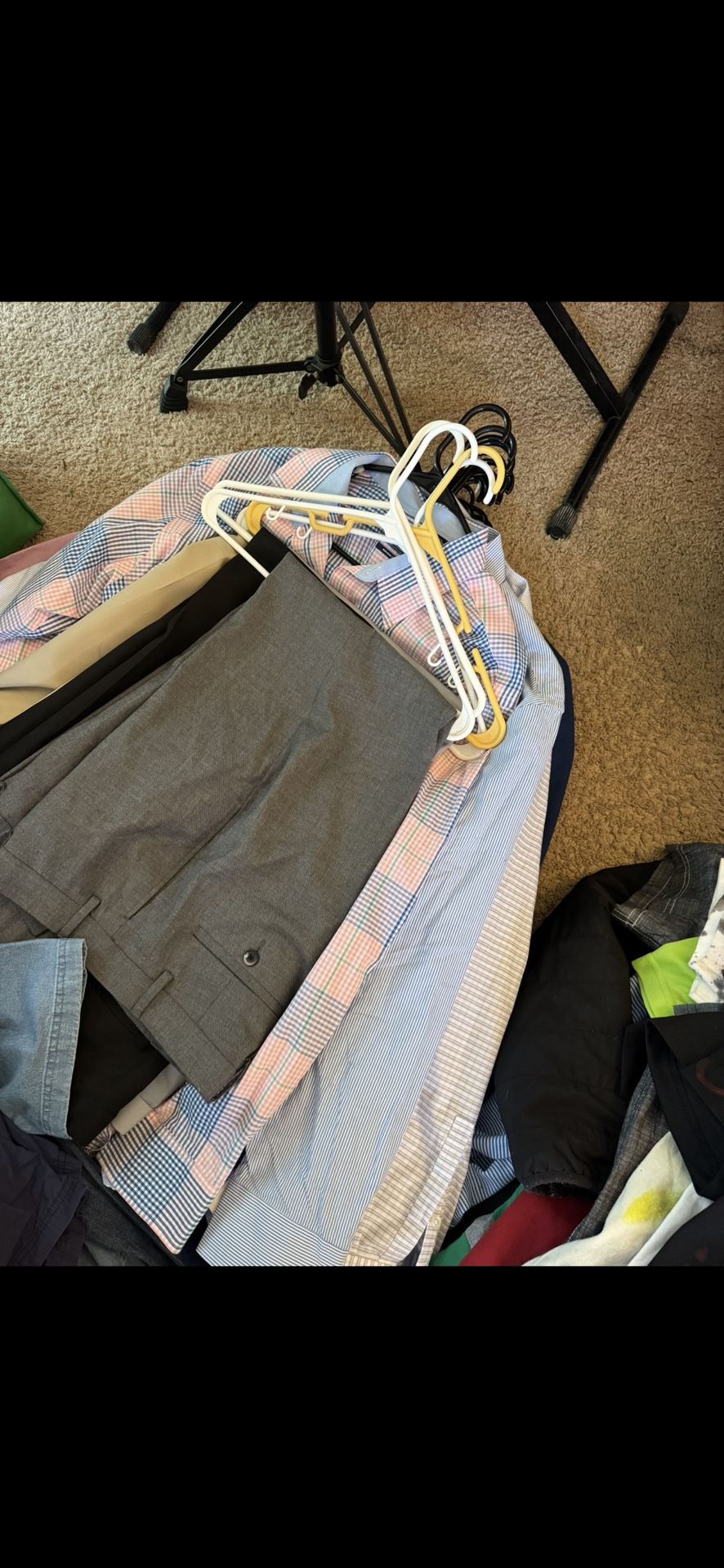 Men’s Clothing -all Brands —shirts Pants Jackets various Sizes