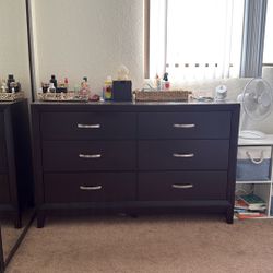 Fremont Dresser With Attachable Mirror MAKE AN OFFER