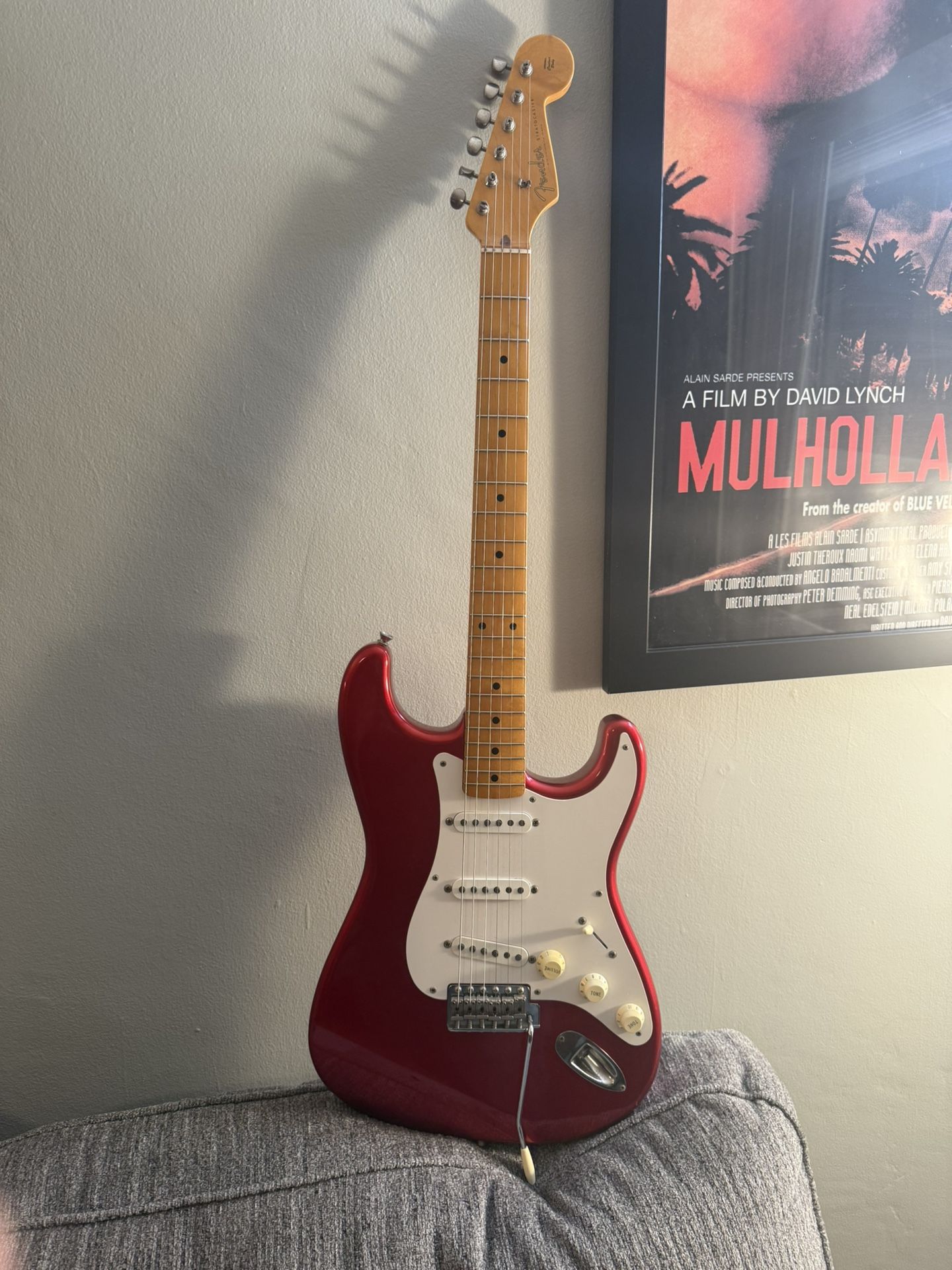 Fender Stratocaster (crafted In japan)