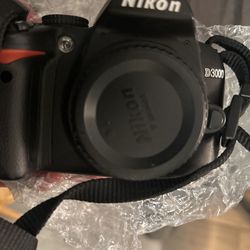 Nikon D3000