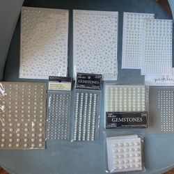 Adhesive Pearls Assortment 