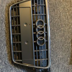 2010 Audi S-line grill