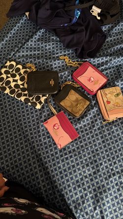 Coach zip card