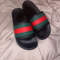 Gucci slides 