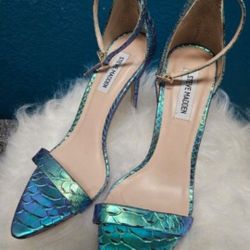 Women High Heels 👠 Size 8