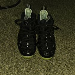 Men Nike Foamposite 