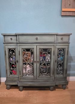 Gorgeous buffet credenza