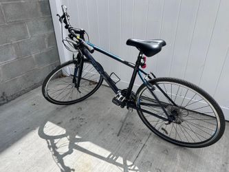 Giant escape 2 bicycle size medium