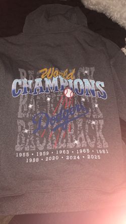 Dodger sweater