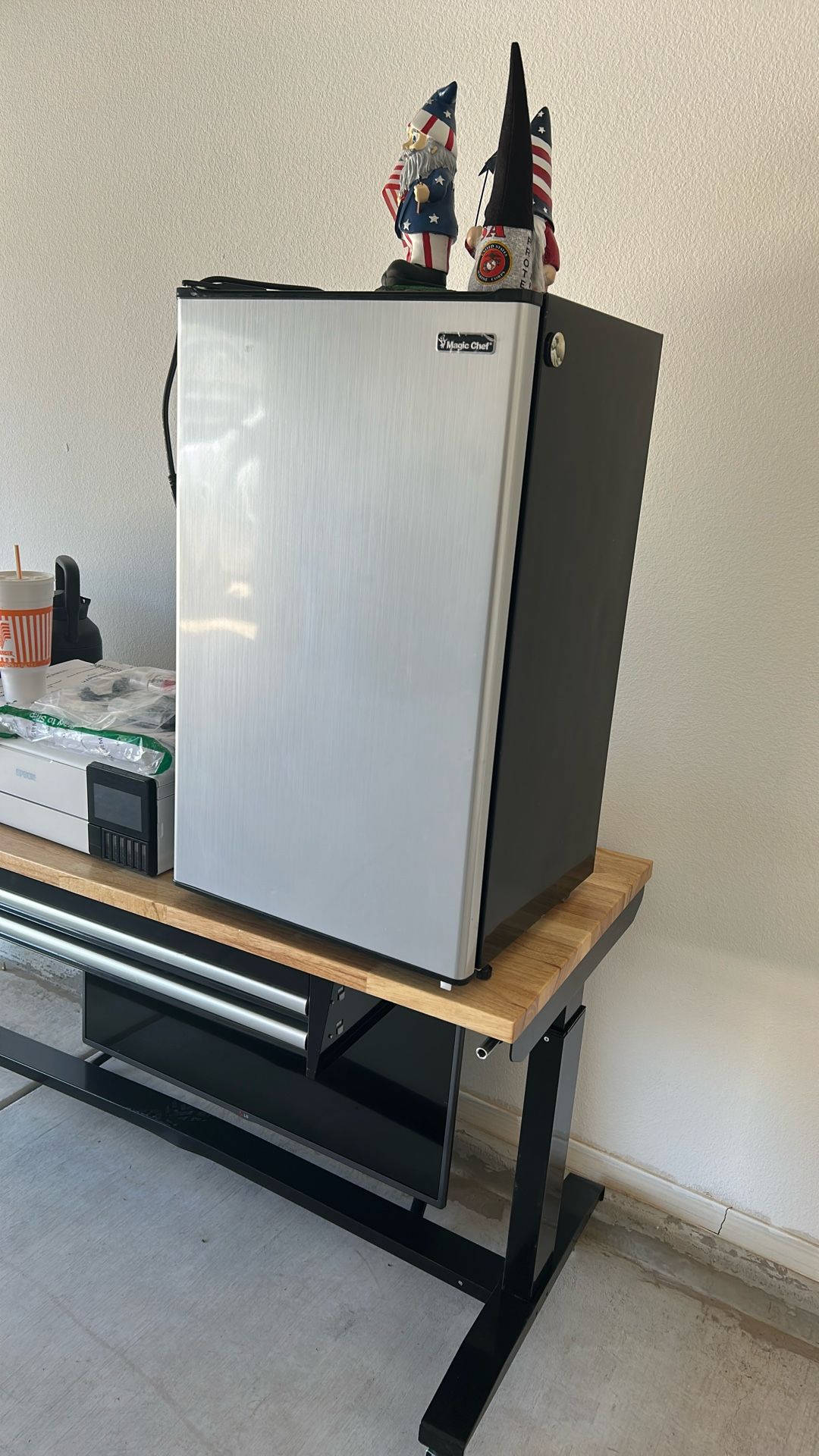 Magic Chef Mini Fridge