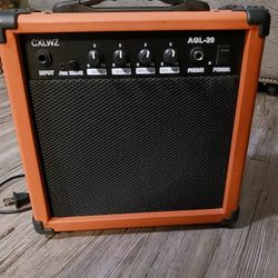 Agl 20 Amplifier Speaker Like New 