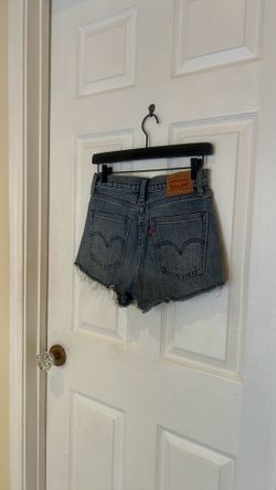 Levi’s Jean CutOffs