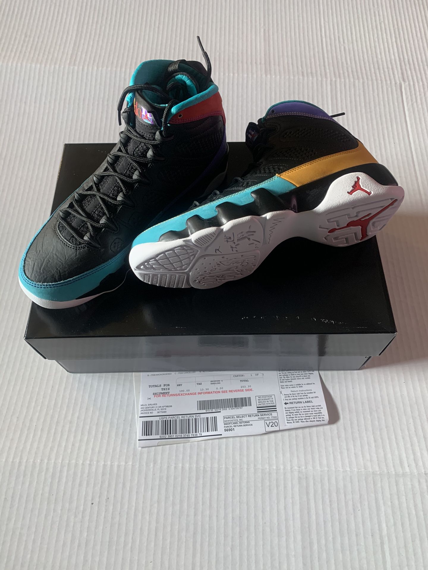 Air Jordan “Dream It Do It” size
