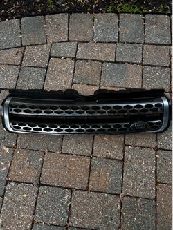 Front grill for Land Rover evoque