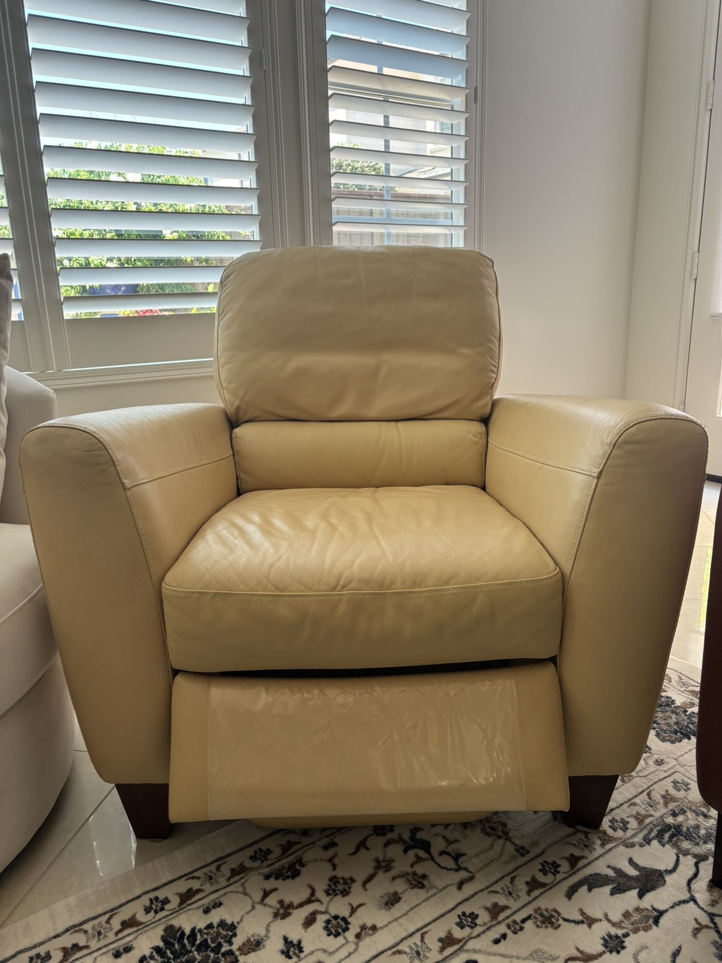 Leather Recliner Chair