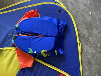 Swim Float Wearable 7$