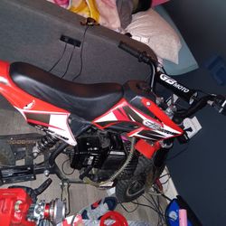 50 Cc Mini dirt Bike Like New